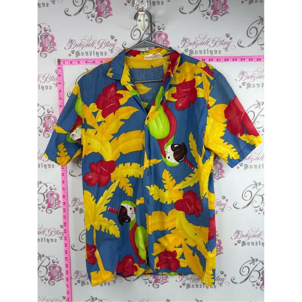 At ease shirt vintage Tropical Parrot Print Button-Down Shirt - Blue/Yellow/Red
